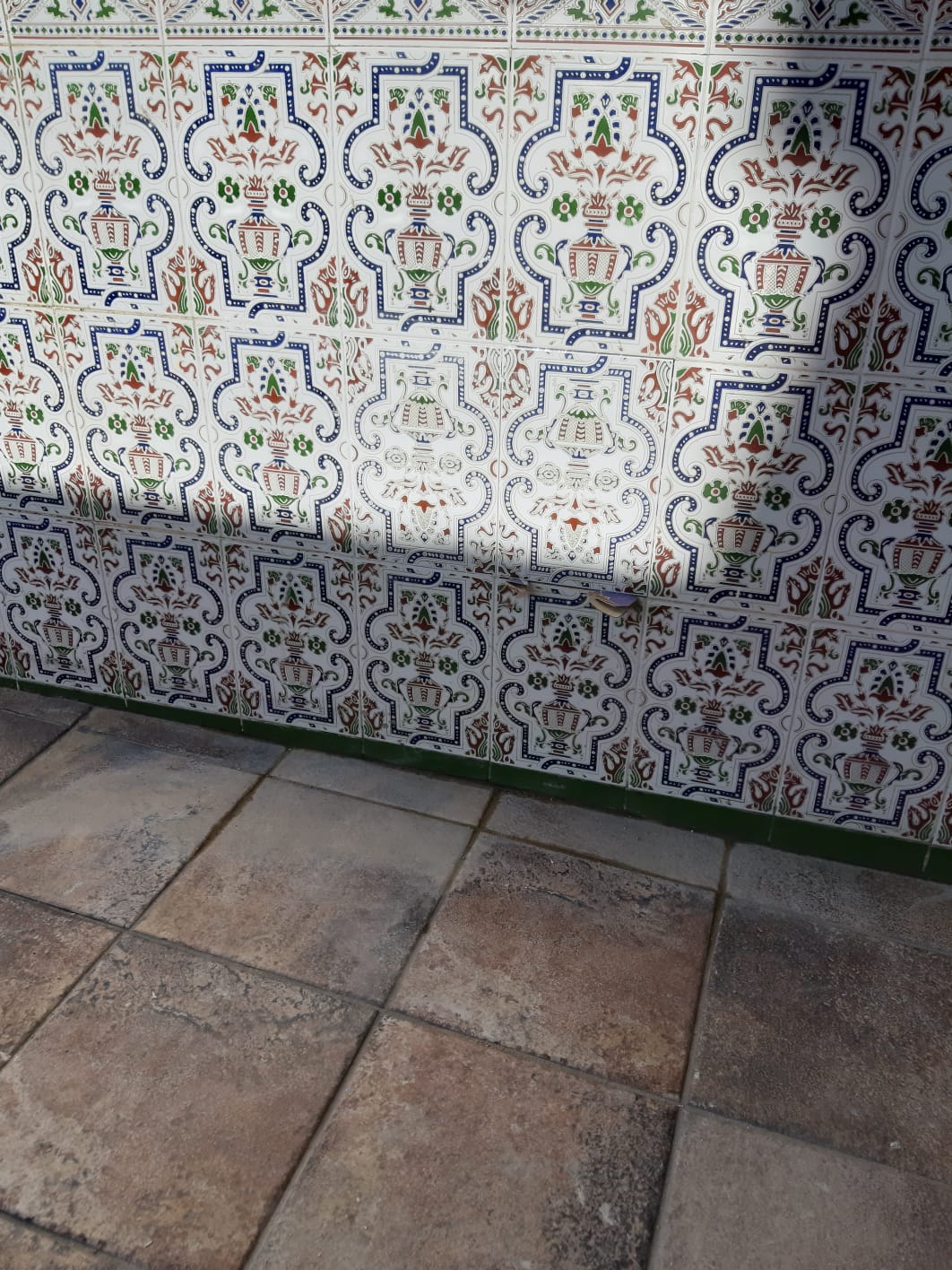Reparación de azulejos caidos (1)
